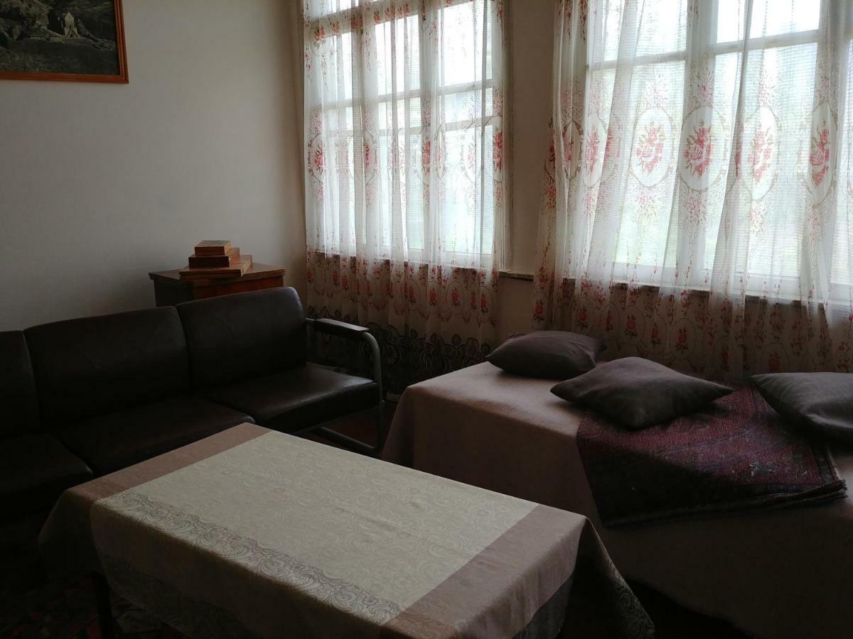 Tatev Guest House Esterno foto